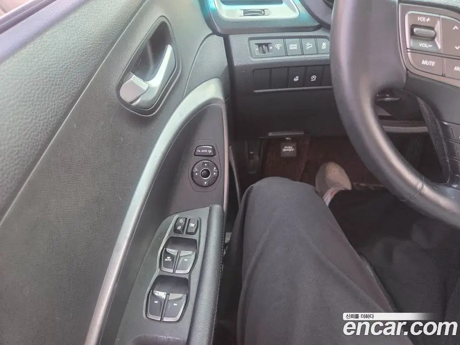 Hyundai Santa Fe 2015 2.0 автомат (гидро), фото 10
