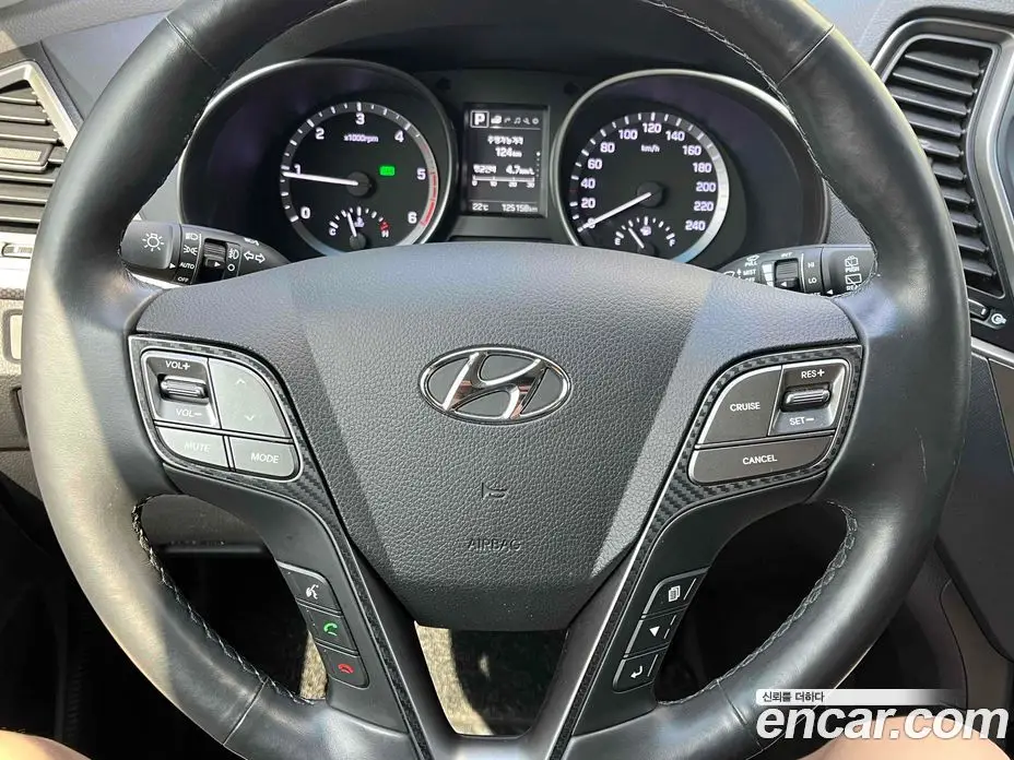 Hyundai Santa Fe 2017 2.0 автомат (гидро), фото 12