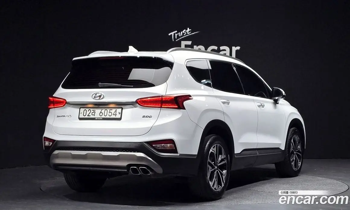 Hyundai Santa Fe 2018 2.0 автомат (гидро), фото 2 Hyundai Santa Fe 2018 2.0 автомат (гидро), фото 2