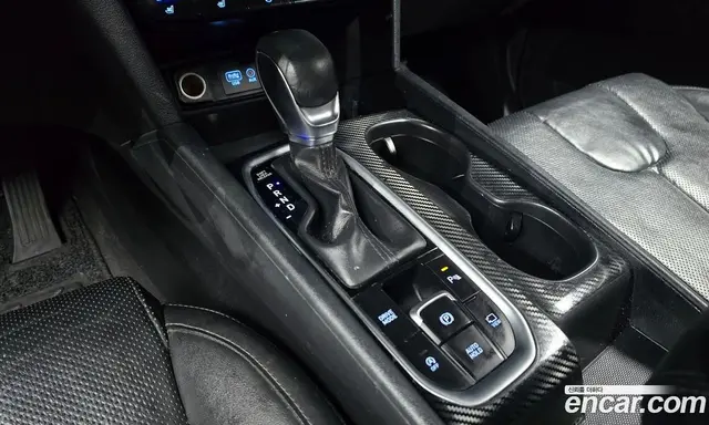 Hyundai Santa Fe 2018 2.0 автомат (гидро), миниатюра 9 Hyundai Santa Fe 2018 2.0 автомат (гидро), миниатюра 9