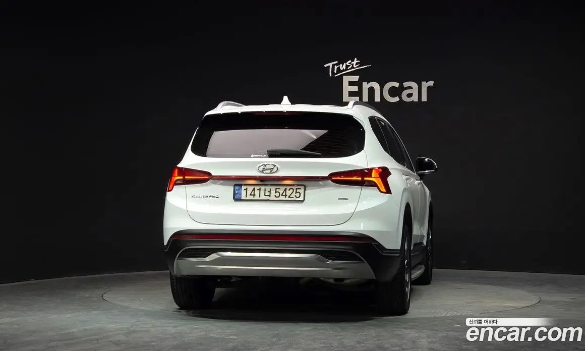Hyundai Santa Fe 2022 1.6 автомат (гидро), фото 4