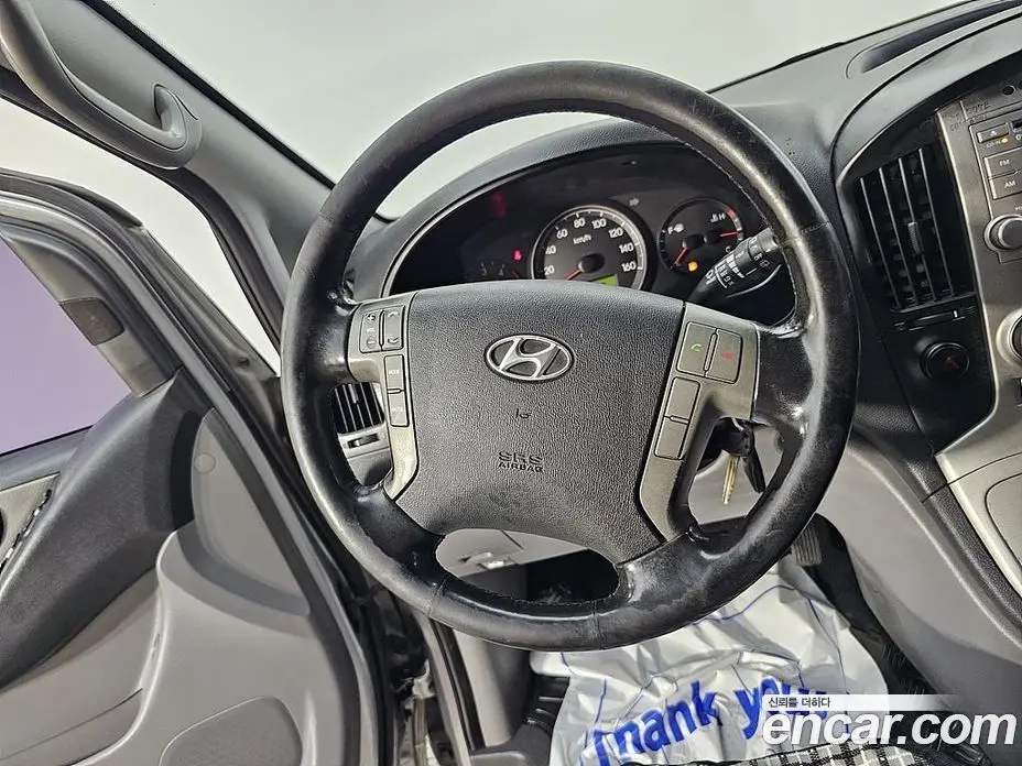 Hyundai Starex 2015 2.5 автомат (гидро), фото 18 Hyundai Starex 2015 2.5 автомат (гидро), фото 18