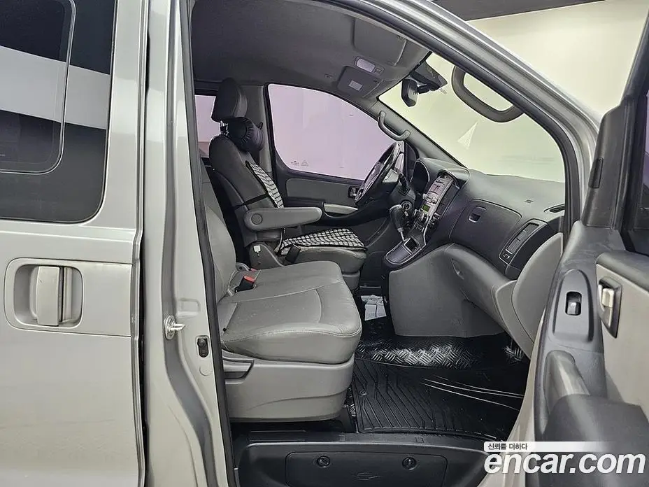 Hyundai Starex 2015 2.5 автомат (гидро), фото 19 Hyundai Starex 2015 2.5 автомат (гидро), фото 19