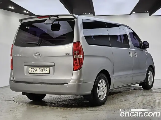 Hyundai Starex 2015 2.5 автомат (гидро), миниатюра 3 Hyundai Starex 2015 2.5 автомат (гидро), миниатюра 3