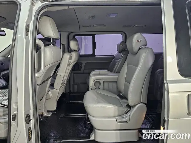 Hyundai Starex 2015 2.5 автомат (гидро), миниатюра 8 Hyundai Starex 2015 2.5 автомат (гидро), миниатюра 8