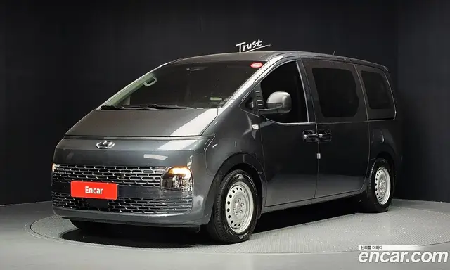 Hyundai Staria 2022 2.2 автомат (гидро), миниатюра 1