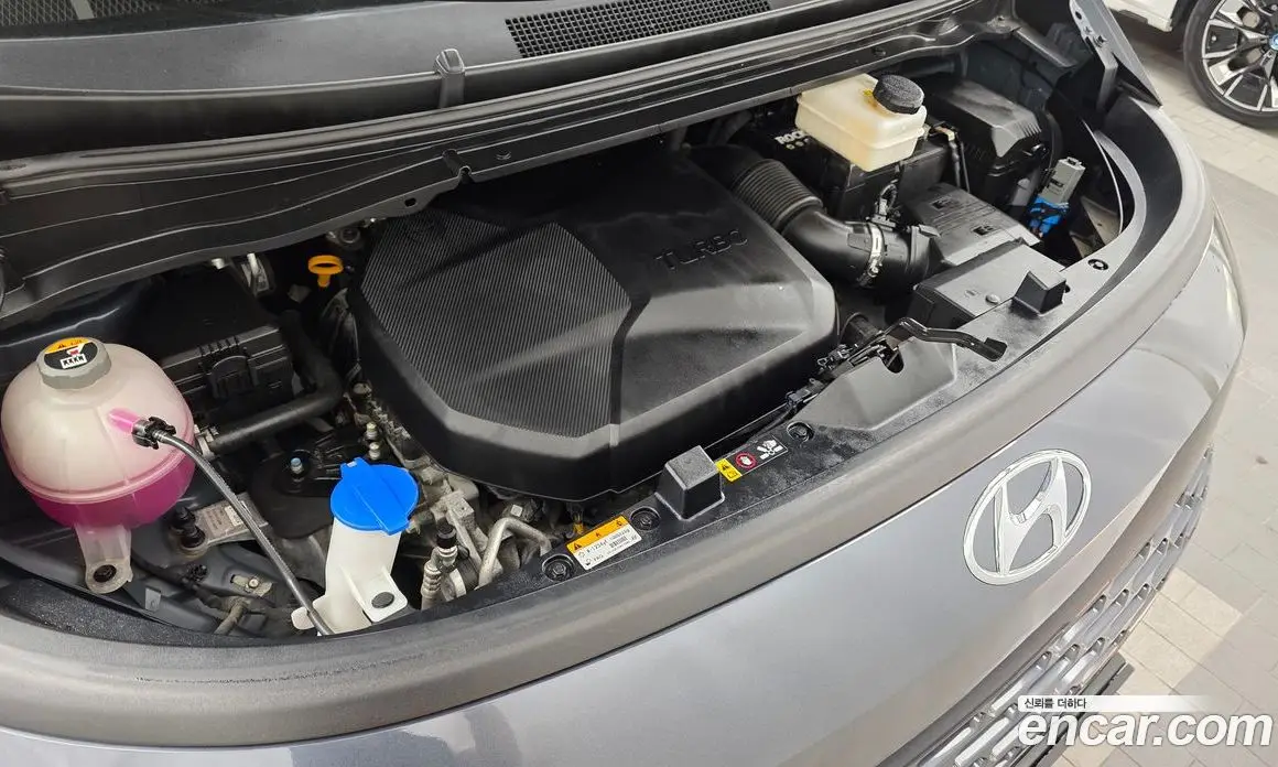 Hyundai Staria 2022 2.2 автомат (гидро), фото 6