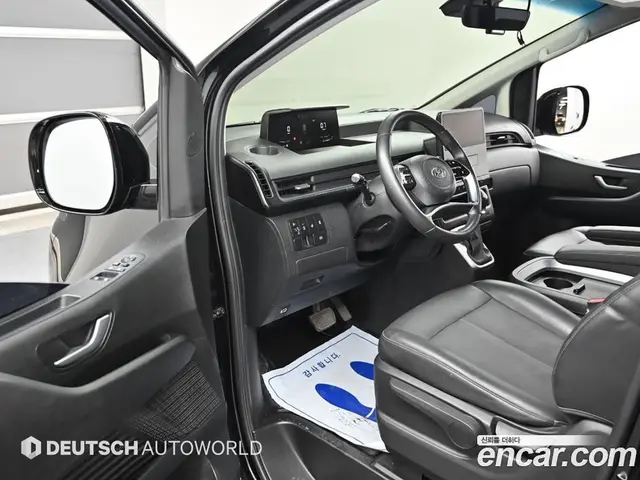 Hyundai Staria 2022 2.2 автомат (гидро), миниатюра 11