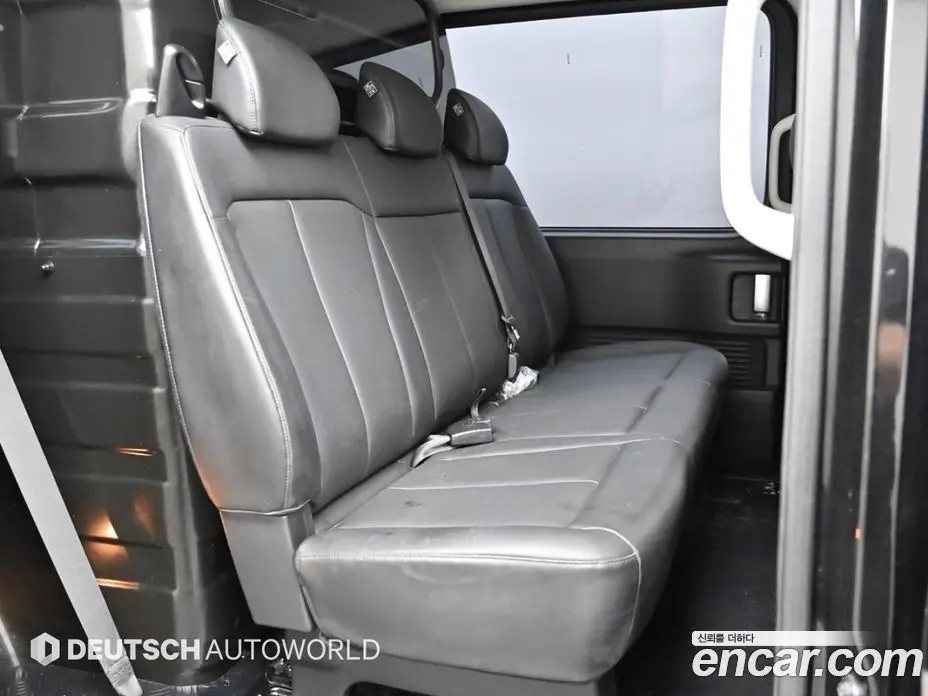Hyundai Staria 2022 2.2 автомат (гидро), фото 12
