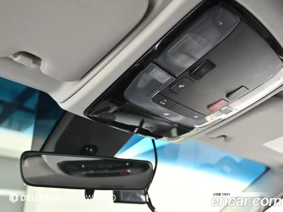 Hyundai Staria 2022 2.2 автомат (гидро), фото 18