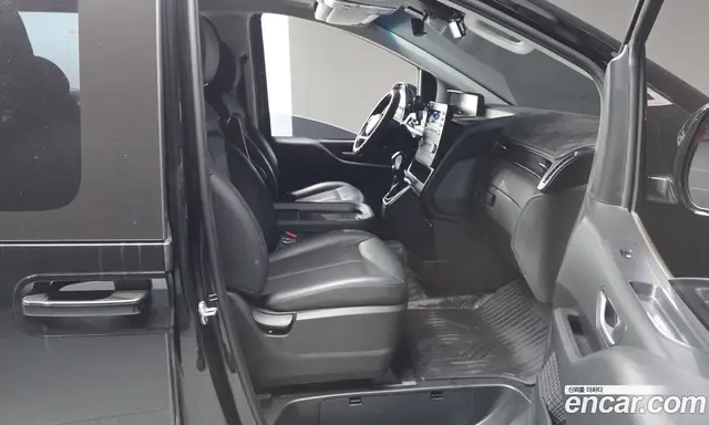 Hyundai Staria 2022 2.2 автомат (гидро), миниатюра 11