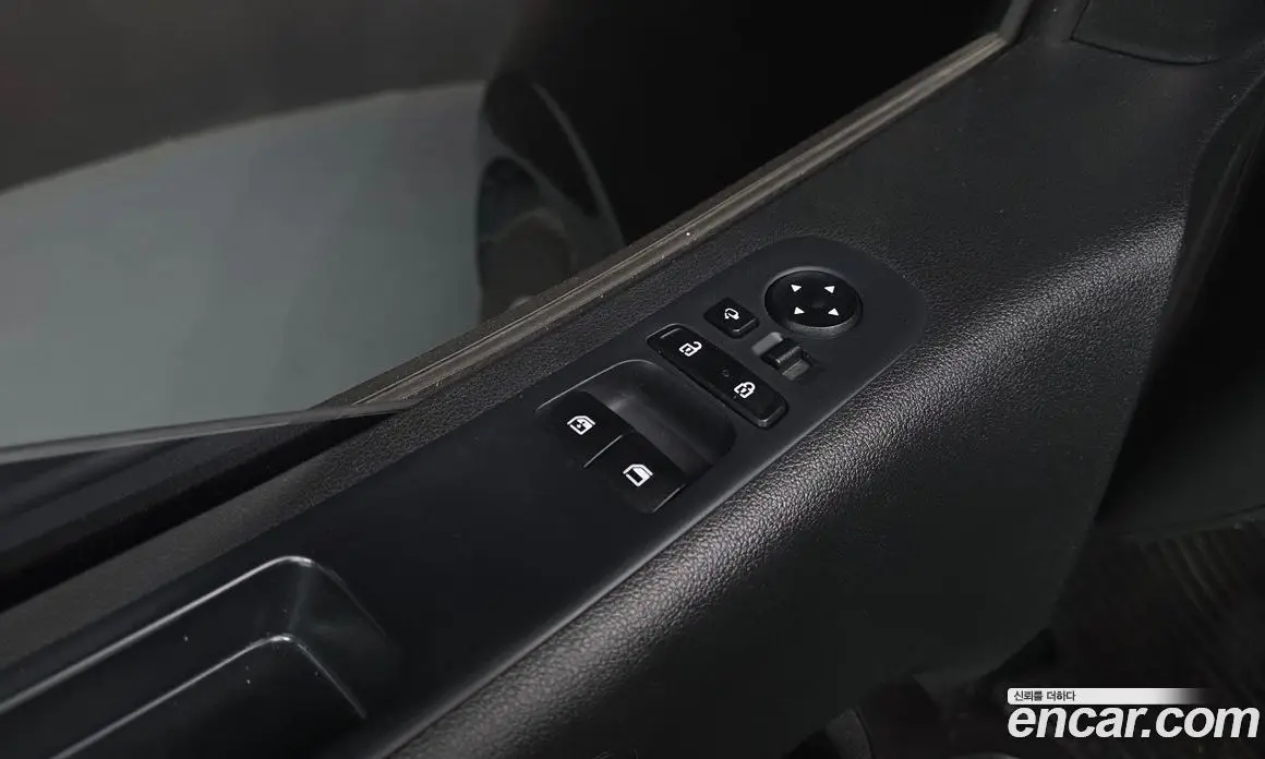 Hyundai Staria 2022 2.2 автомат (гидро), фото 16
