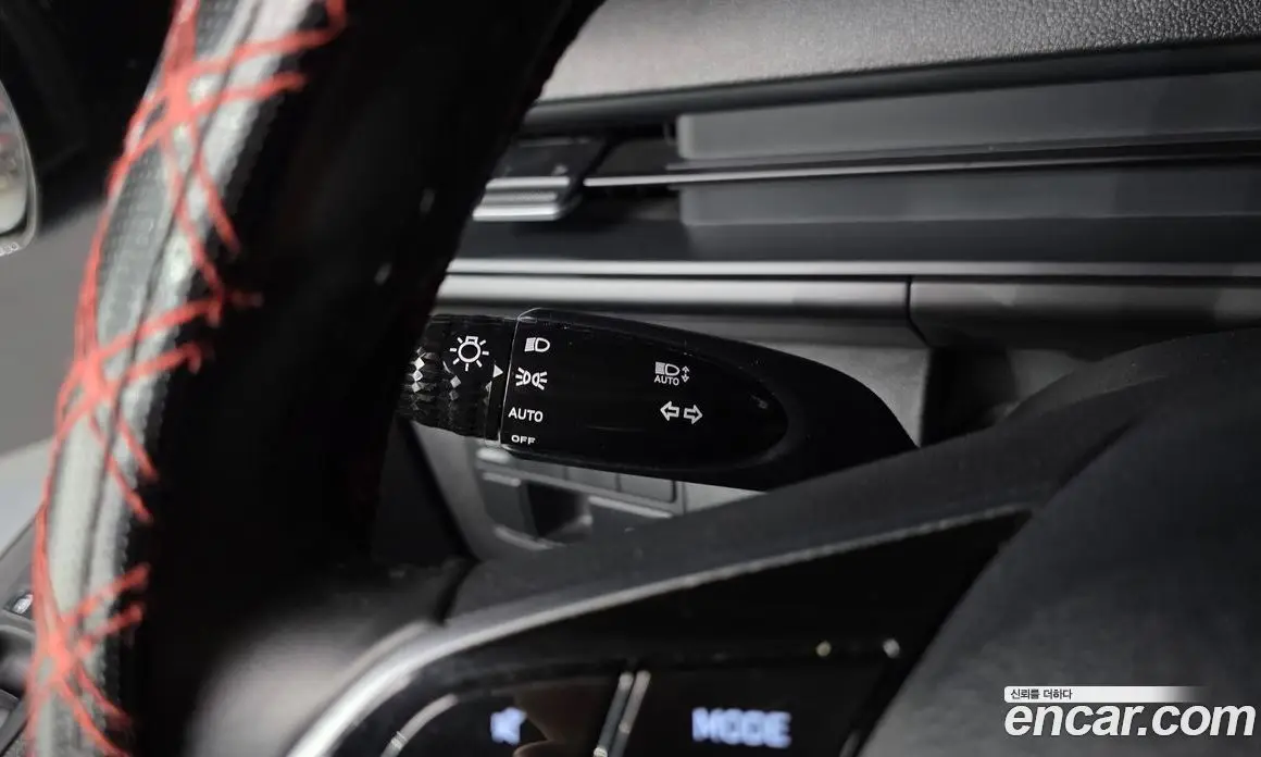 Hyundai Staria 2022 2.2 автомат (гидро), фото 17