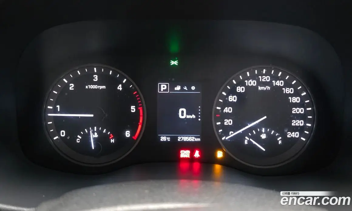 Hyundai Tucson 2015 2.0 автомат (гидро), фото 8