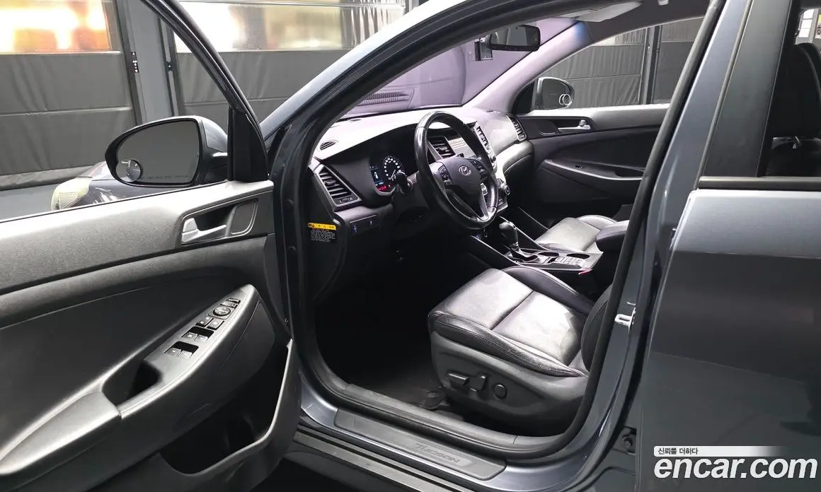 Hyundai Tucson 2015 2.0 автомат (гидро), фото 10