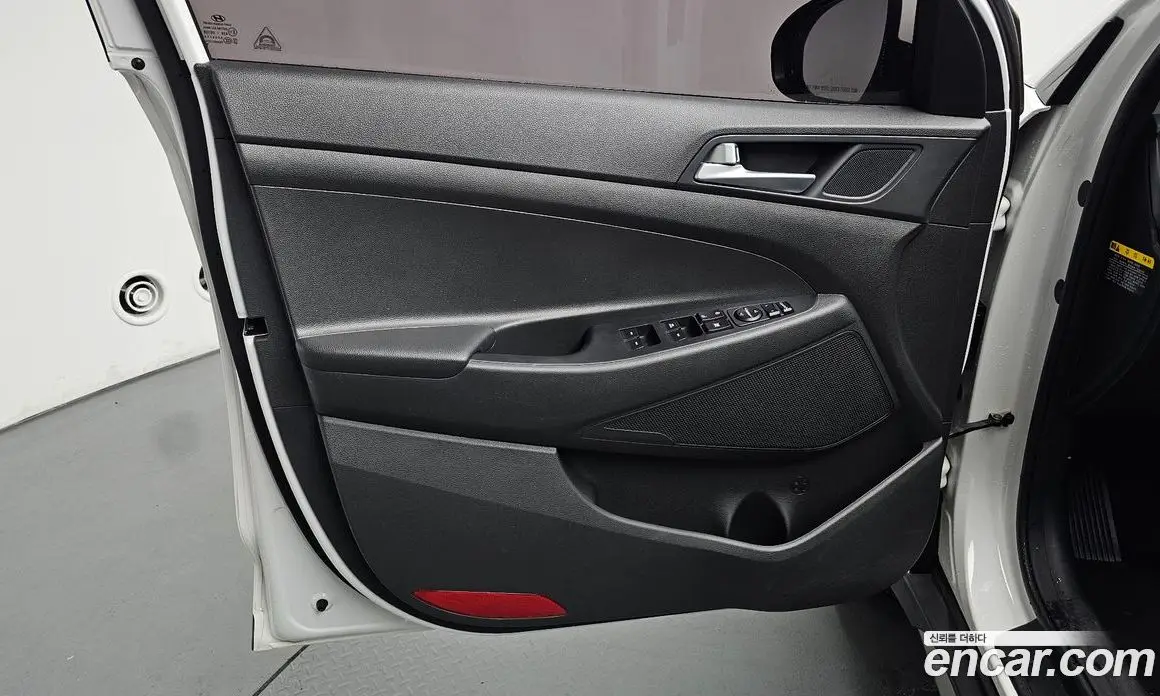 Hyundai Tucson 2016 1.7 автомат (гидро), фото 13