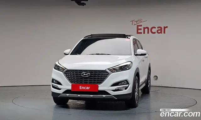 Hyundai Tucson 2016 1.7 автомат (гидро), миниатюра 3