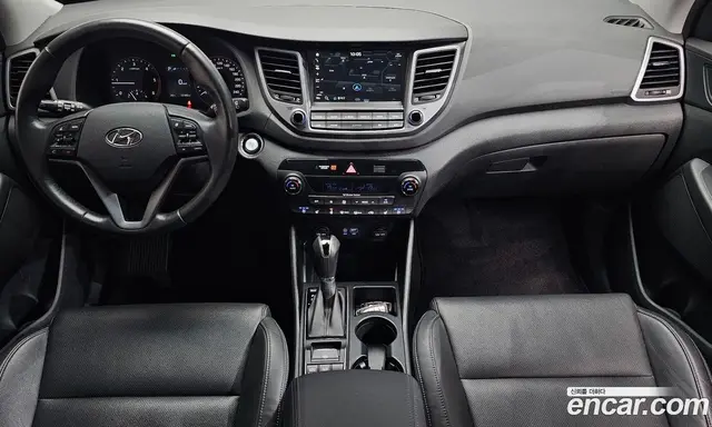 Hyundai Tucson 2016 1.7 автомат (гидро), миниатюра 9