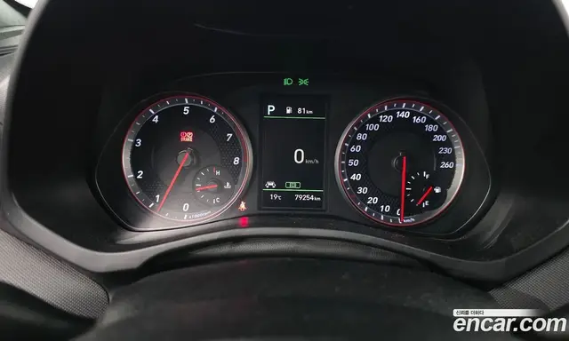 Hyundai Veloster 2018 1.6 автомат (гидро), миниатюра 11