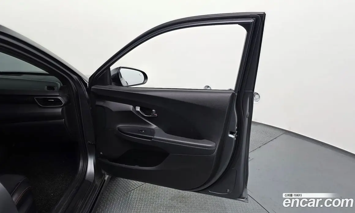 Hyundai Veloster 2018 1.6 автомат (гидро), фото 15