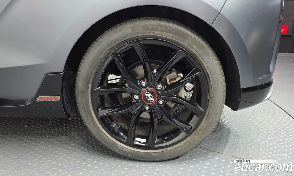 Hyundai Veloster 2018 1.6 автомат (гидро), фото 7