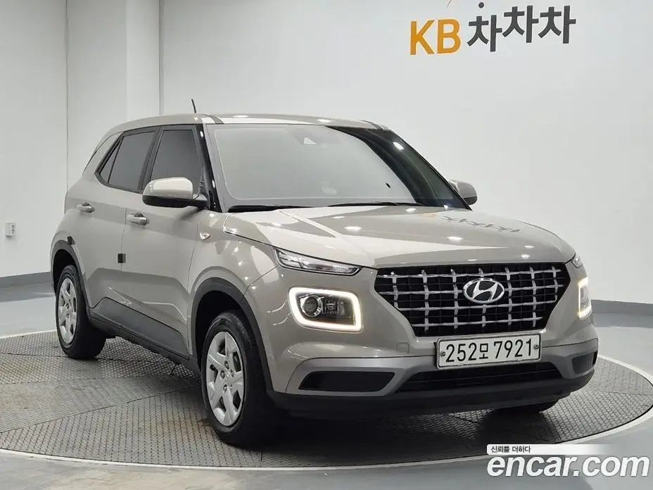 Hyundai Venue 2019 1.6 автомат (гидро), фото 2 Hyundai Venue 2019 1.6 автомат (гидро), фото 2
