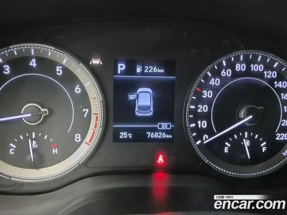 Hyundai Venue 2019 1.6 автомат (гидро), фото 12 Hyundai Venue 2019 1.6 автомат (гидро), фото 12