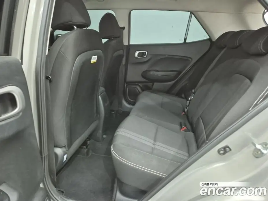 Hyundai Venue 2019 1.6 автомат (гидро), фото 16 Hyundai Venue 2019 1.6 автомат (гидро), фото 16