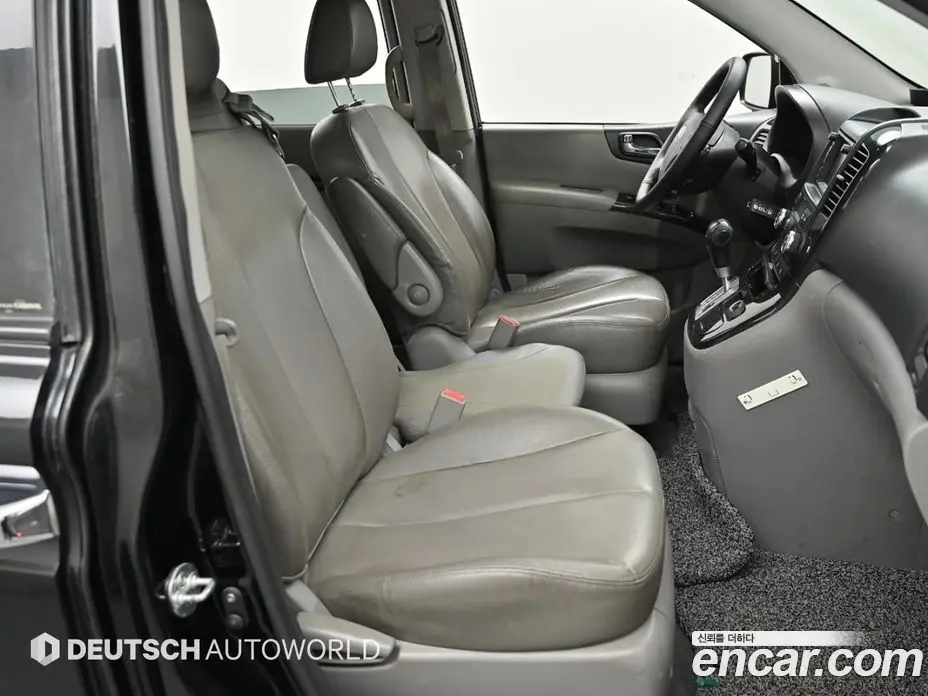 Kia Carnival 2013 2.2 автомат (гидро), фото 10 Kia Carnival 2013 2.2 автомат (гидро), фото 10