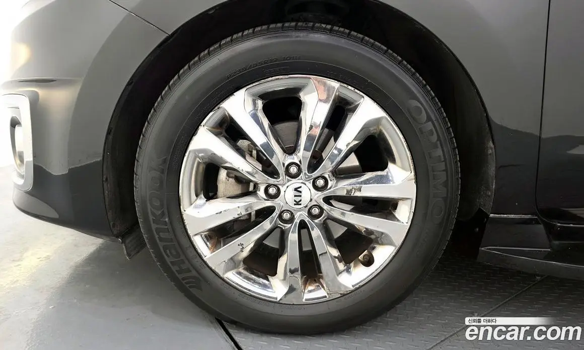 Kia Carnival 2016 2.2 автомат (гидро), фото 5
