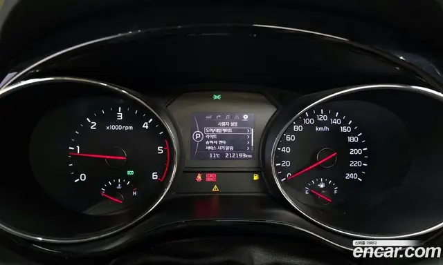 Kia Carnival 2016 2.2 автомат (гидро), миниатюра 8