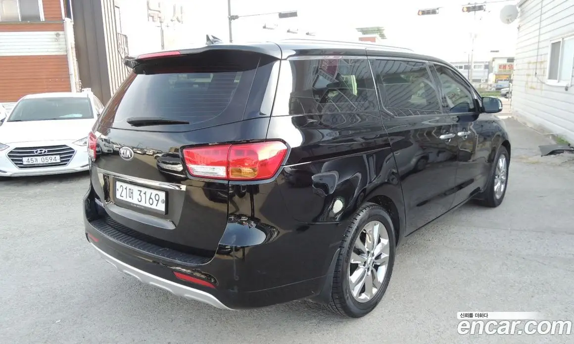 Kia Carnival 2017 2.2 автомат (гидро), фото 4
