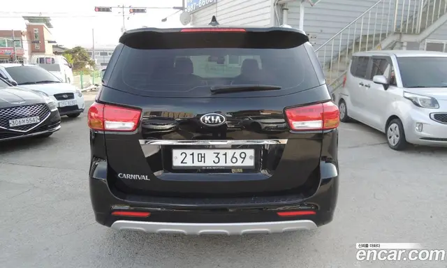 Kia Carnival 2017 2.2 автомат (гидро), миниатюра 5