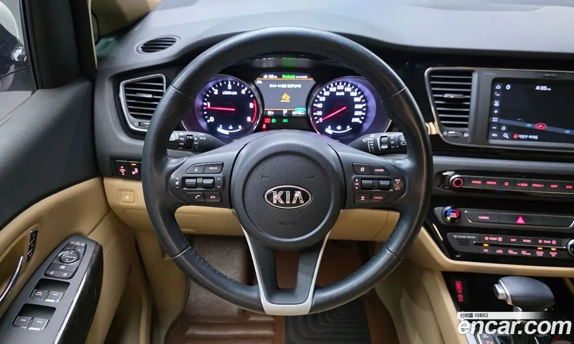 Kia Carnival 2018 2.2 автомат (гидро), фото 13 Kia Carnival 2018 2.2 автомат (гидро), фото 13