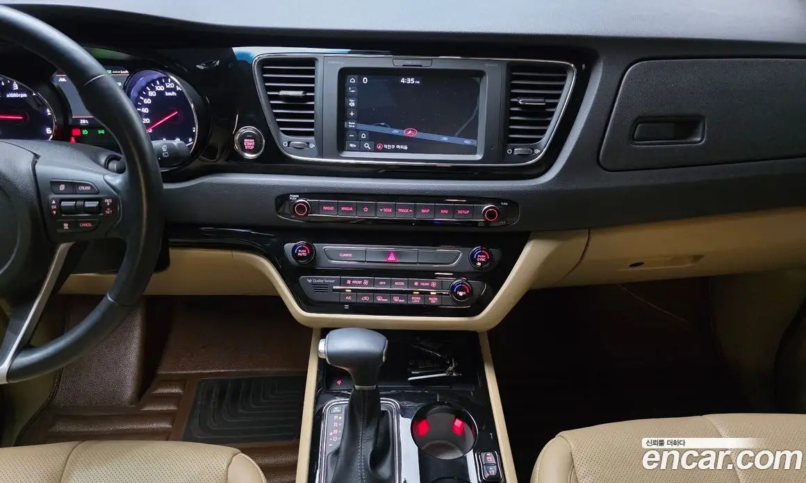 Kia Carnival 2018 2.2 автомат (гидро), фото 14 Kia Carnival 2018 2.2 автомат (гидро), фото 14