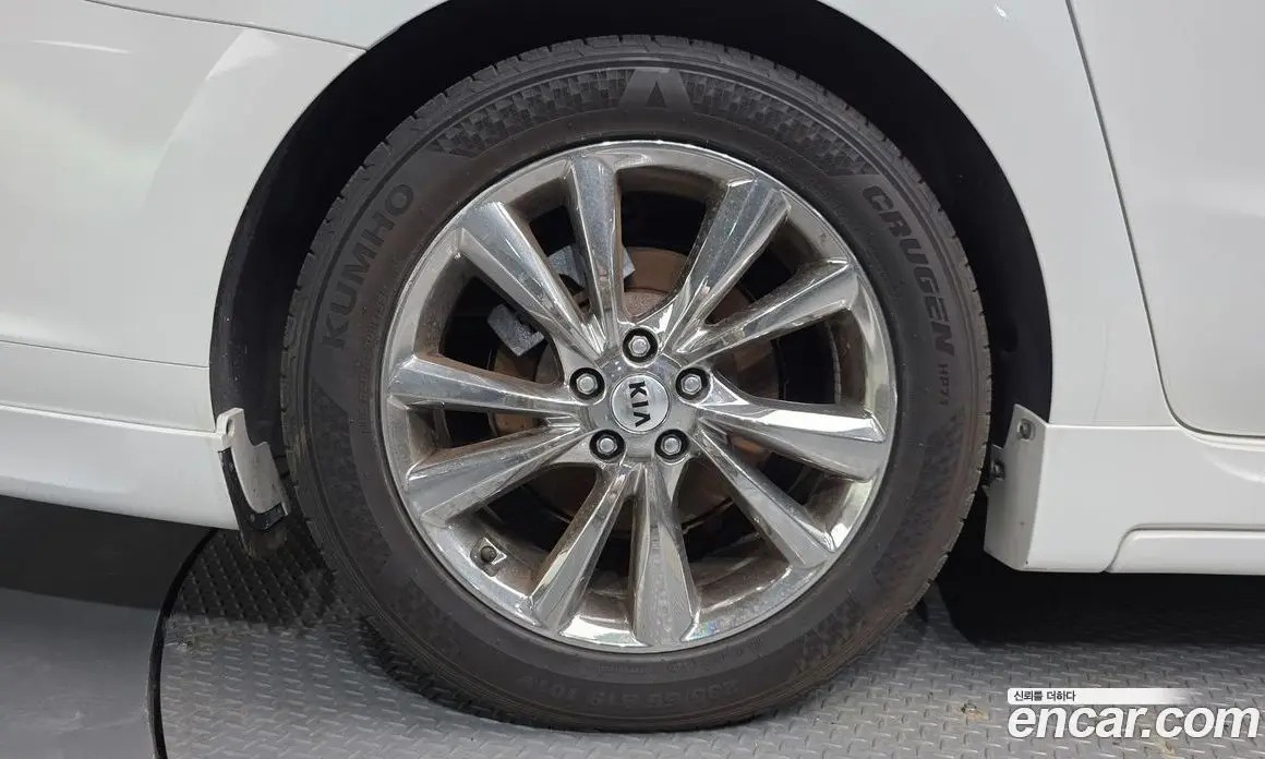 Kia Carnival 2018 2.2 автомат (гидро), фото 5 Kia Carnival 2018 2.2 автомат (гидро), фото 5