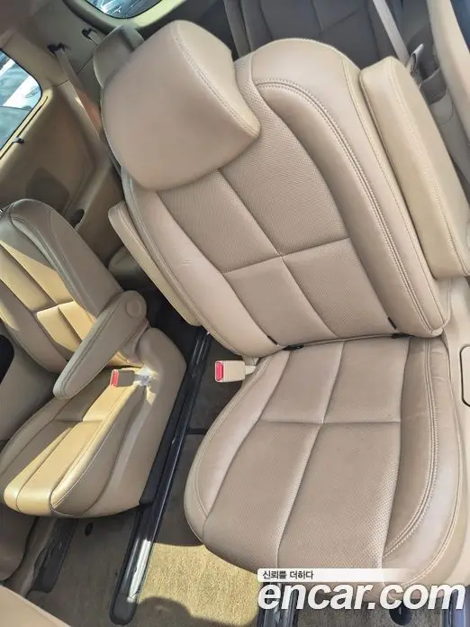 Kia Carnival 2018 2.2 автомат (гидро), фото 16 Kia Carnival 2018 2.2 автомат (гидро), фото 16