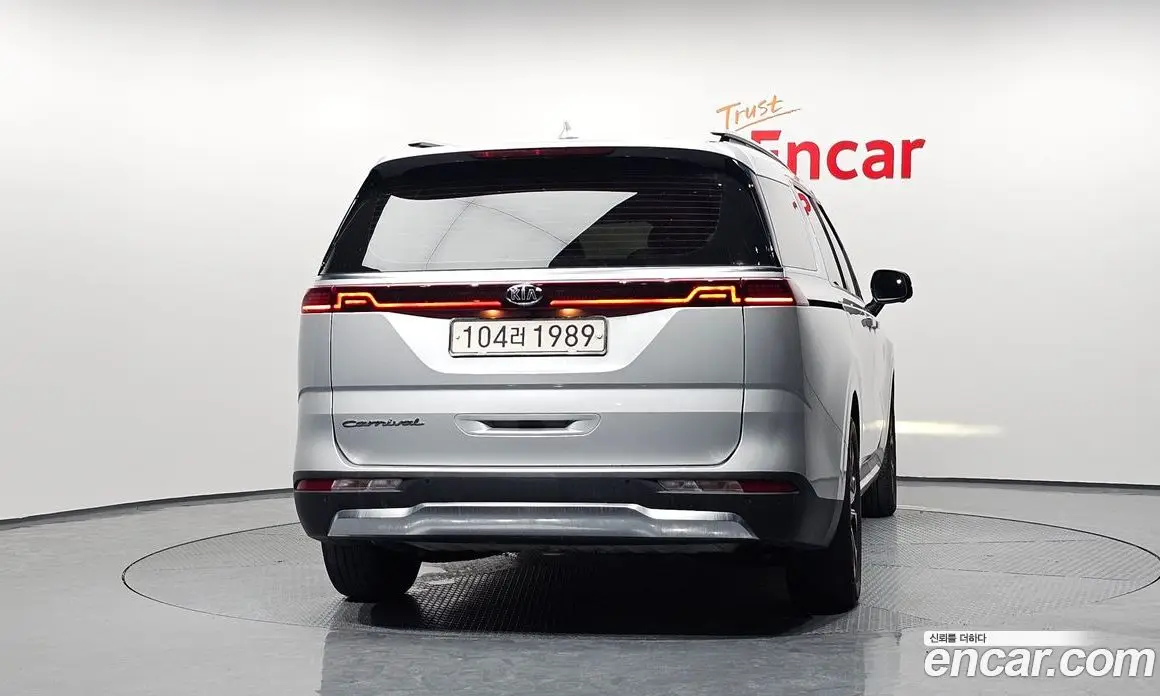 Kia Carnival 2021 2.2 автомат (гидро), фото 4 Kia Carnival 2021 2.2 автомат (гидро), фото 4