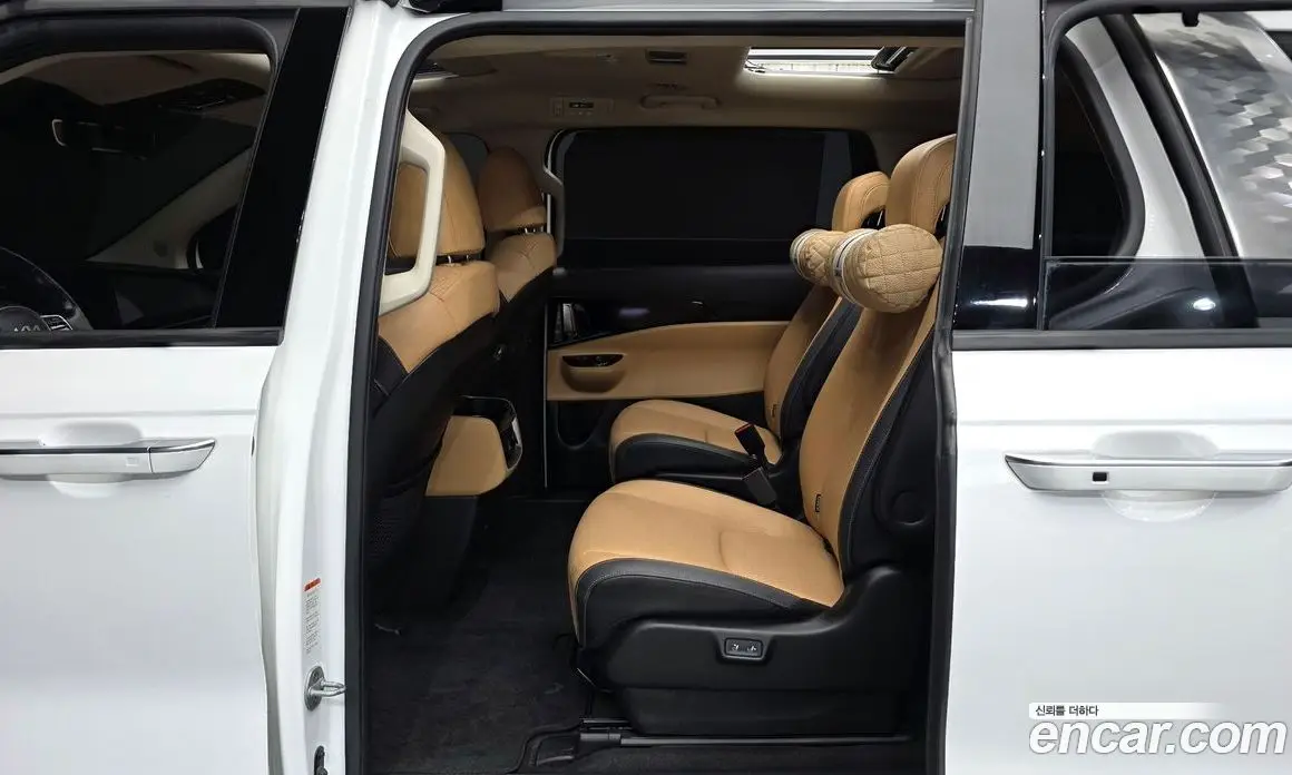 Kia Carnival 2022 2.2 автомат (гидро), фото 17
