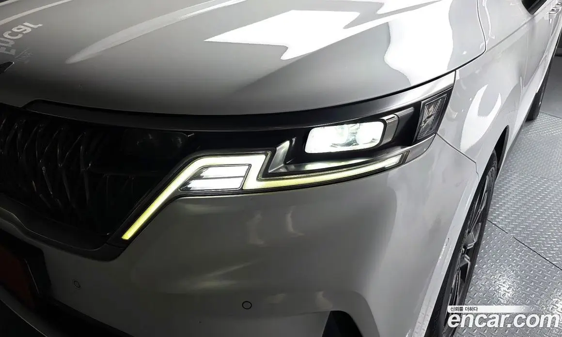 Kia Carnival 2022 2.2 автомат (гидро), фото 8