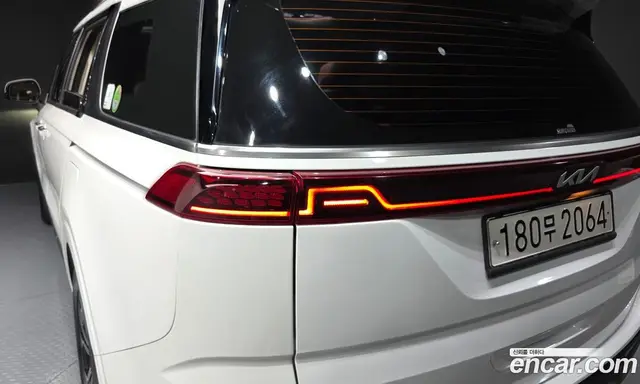 Kia Carnival 2022 2.2 автомат (гидро), миниатюра 9