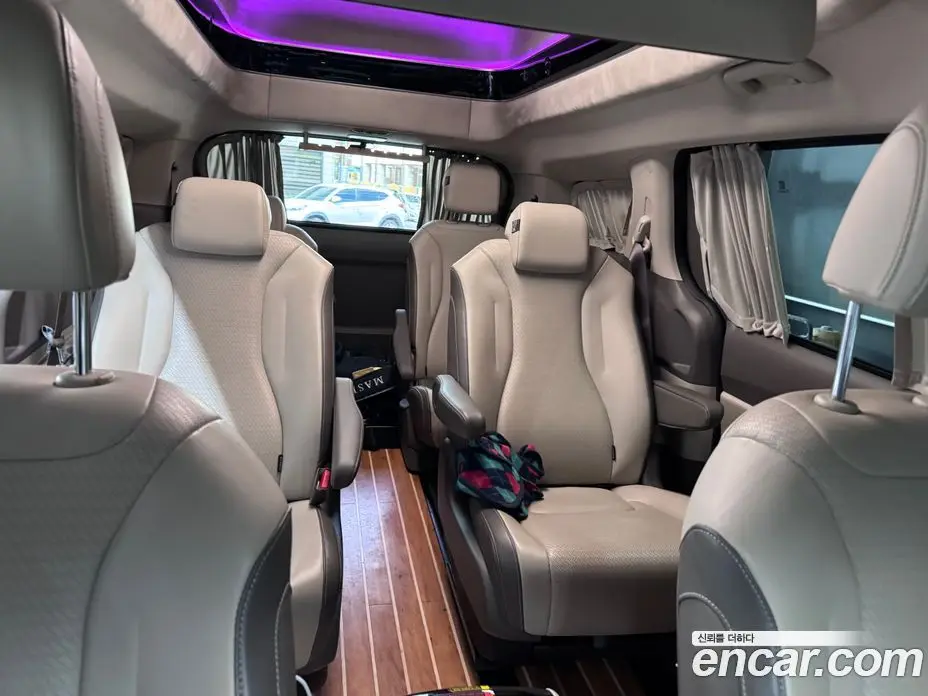 Kia Carnival 2023 2.2 автомат (гидро), фото 6 Kia Carnival 2023 2.2 автомат (гидро), фото 6