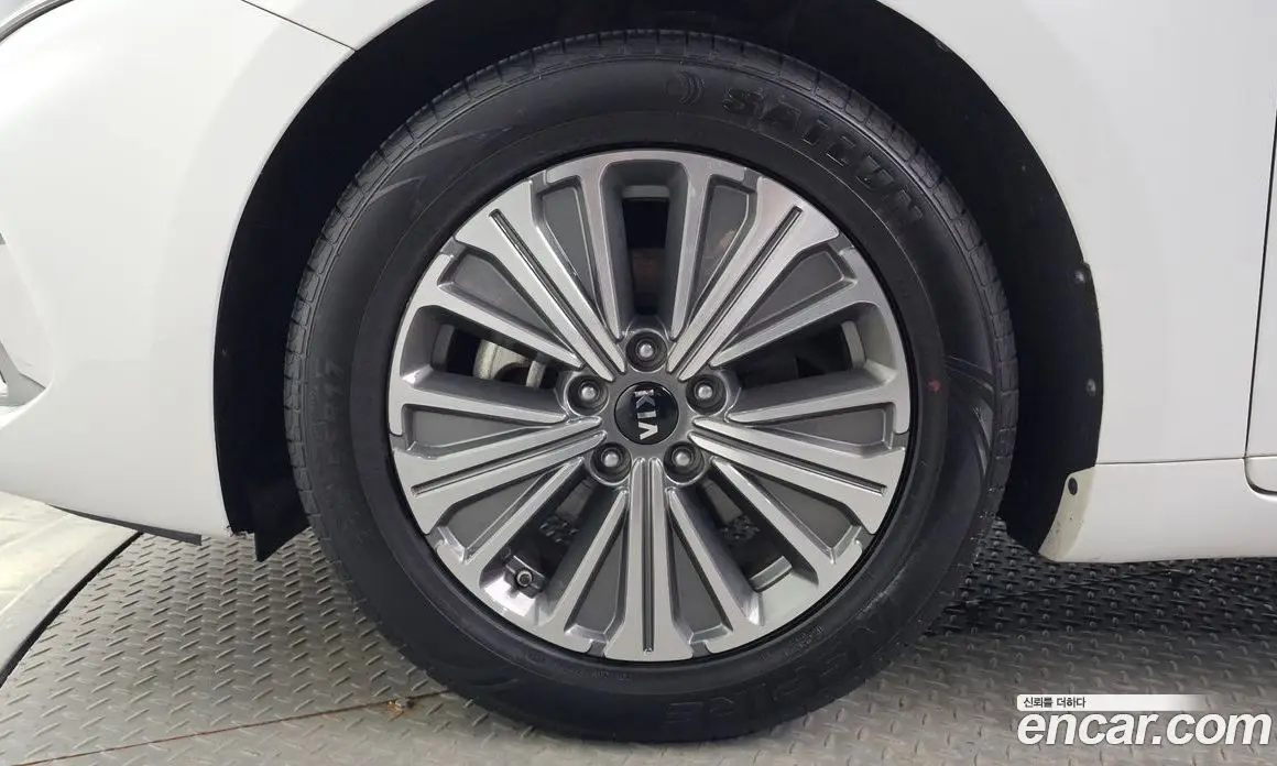Kia K7 2019 2.4 автомат (гидро), фото 5 Kia K7 2019 2.4 автомат (гидро), фото 5