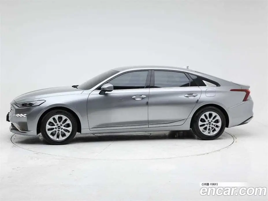 Kia K8 2023 2.5 автомат (гидро), фото 3 Kia K8 2023 2.5 автомат (гидро), фото 3