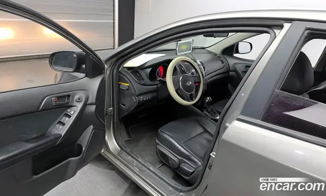 Kia Porte 2011 1.6 АКПП, миниатюра 10
