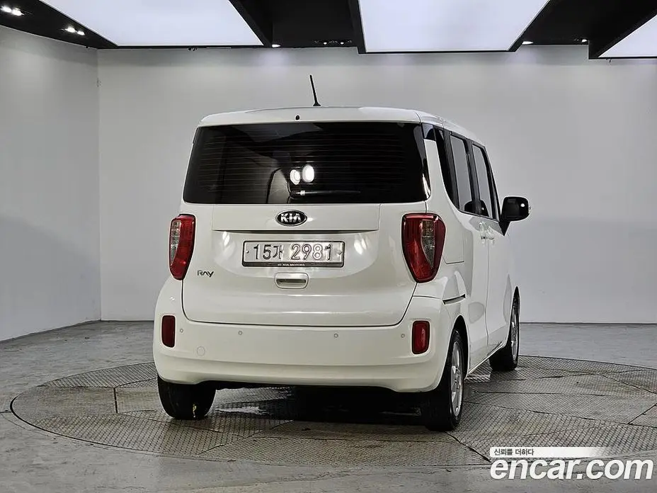 Kia Ray 2014 1.0 автомат (гидро), фото 3 Kia Ray 2014 1.0 автомат (гидро), фото 3