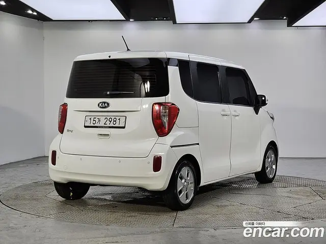 Kia Ray 2014 1.0 автомат (гидро), миниатюра 4 Kia Ray 2014 1.0 автомат (гидро), миниатюра 4
