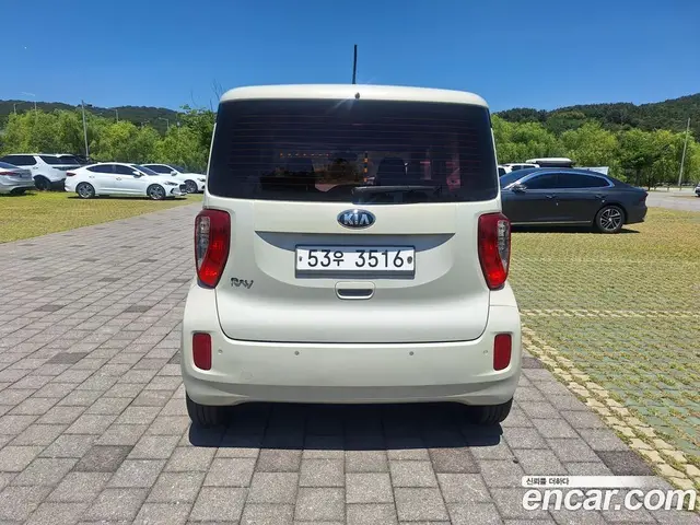 Kia Ray 2014 1.0 автомат (гидро), миниатюра 7