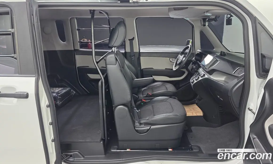Kia Ray 2021 1.0 автомат (гидро), фото 11