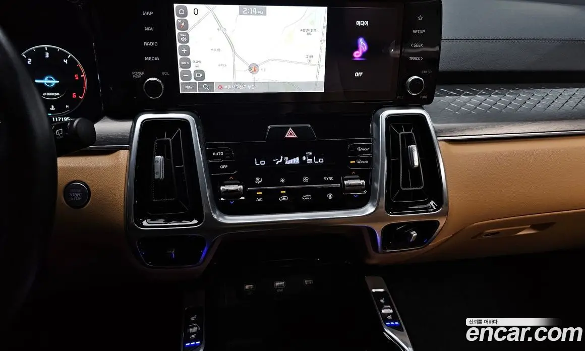 Kia Sorento 2020 2.2 автомат (гидро), фото 18 Kia Sorento 2020 2.2 автомат (гидро), фото 18